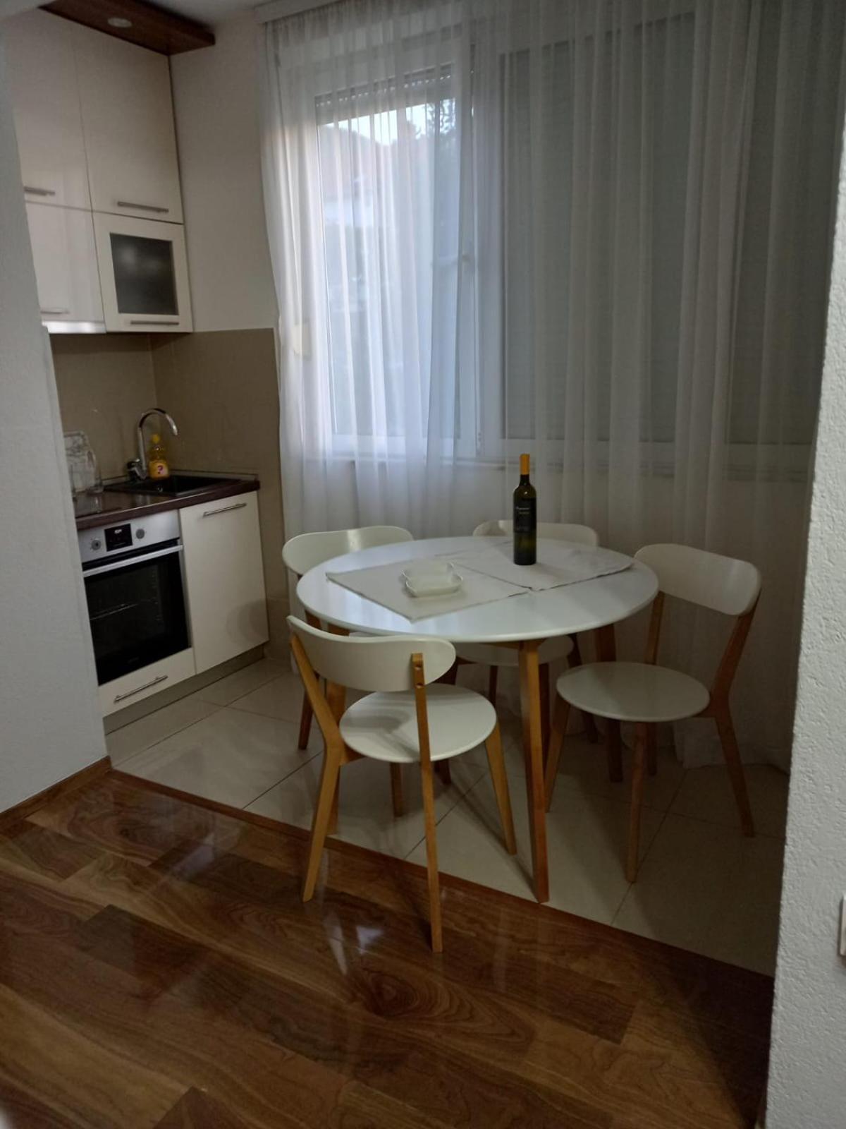 Apartman Lav モスタル エクステリア 写真